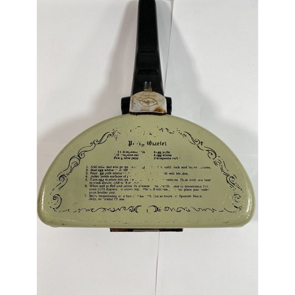 Vintage Mirro Green Folding Omelet Maker Pan With Recipes On Each Side - Picture 7 of 10